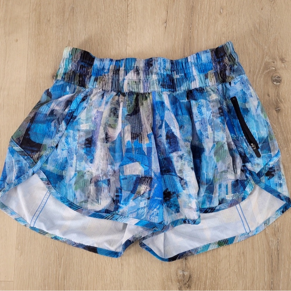 lululemon shorts || size 8